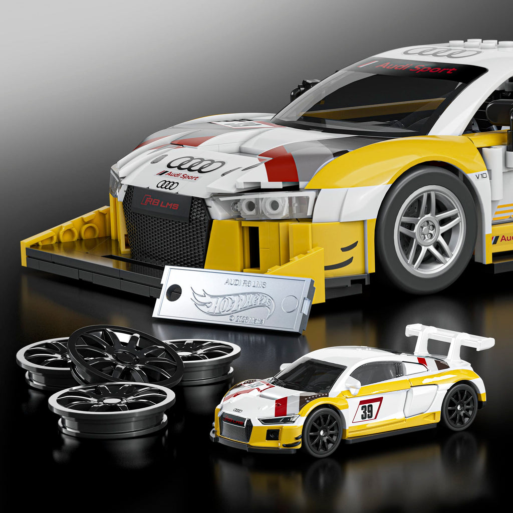 Mattel Brick Shop Hot Wheels '15 Audi R8 LMS Building Set