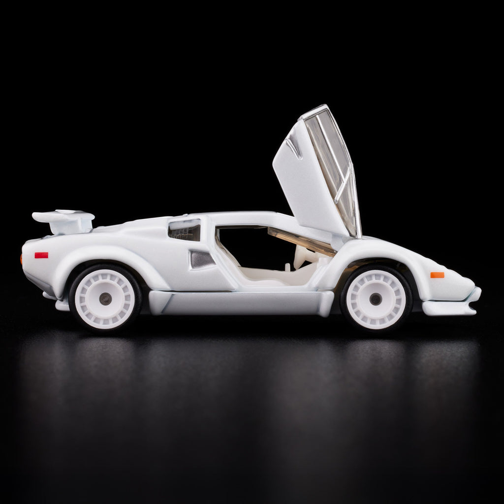 RLC Exclusive 1982 Lamborghini Countach LP 500 S